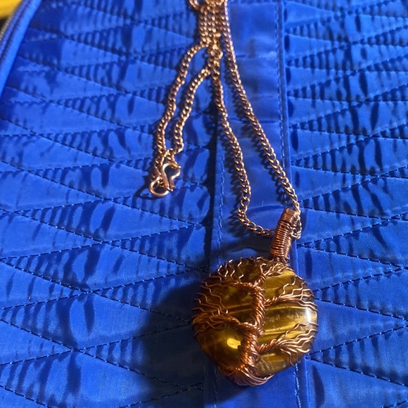 Adjustable hand copper color wire wrapped, tree of life, with tiger’s eye gem - Picture 2 of 3
